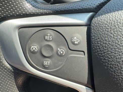 Used 2023 GMC Acadia SLE w/ Driver Convenience Package image 26