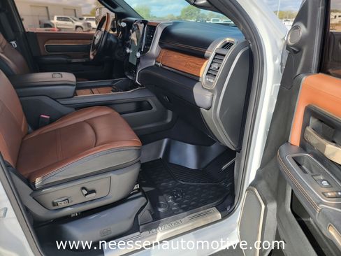 Used 2022 RAM 2500 Limited image 13