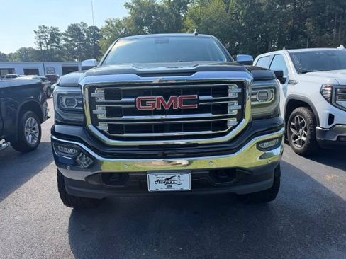 Used 2018 GMC Sierra 1500 SLT AWD/4WD image 2