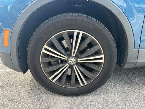 Used 2019 Volkswagen Tiguan SEL FWD image 31