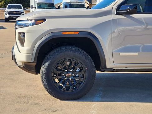 New 2026 GMC Canyon Elevation w/ Convenience Package image 20