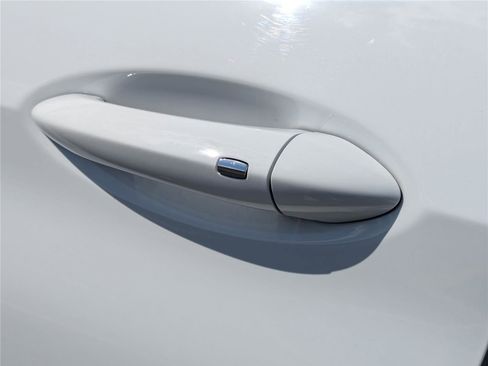 Used 2023 Chevrolet TrailBlazer LT w/ Convenience Package image 43