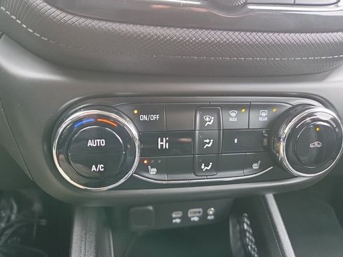 Certified 2023 Chevrolet TrailBlazer LT w/ Convenience Package image 36