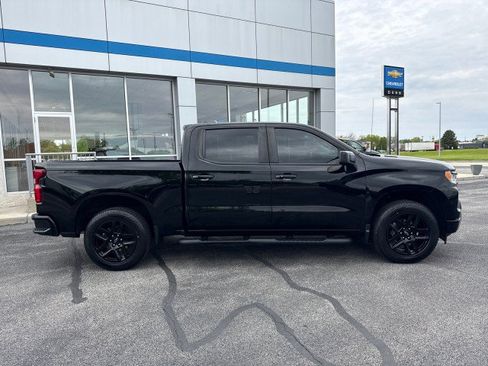 Used 2024 Chevrolet Silverado 1500 RST AWD/4WD image 2