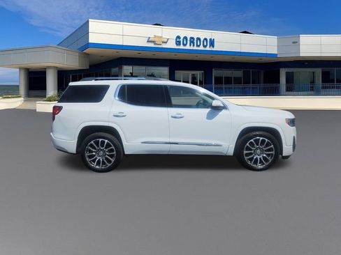 Used 2023 GMC Acadia Denali w/ Trailering Package AWD/4WD image 7