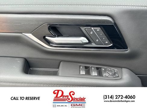 New 2026 GMC Yukon XL Denali w/ Denali Reserve Package AWD/4WD image 13