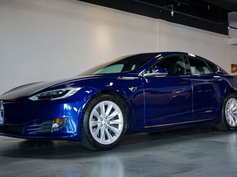 Used 2018 Tesla Model S AWD image 3