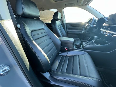 Used 2024 Honda CR-V EX-L image 16
