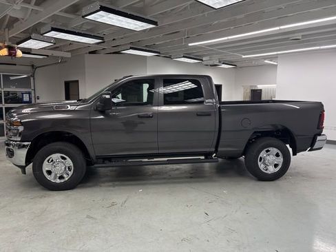 New 2026 RAM 2500 Tradesman image 4