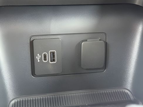 New 2026 Ford Explorer Active w/ Active Comfort Package AWD/4WD image 19