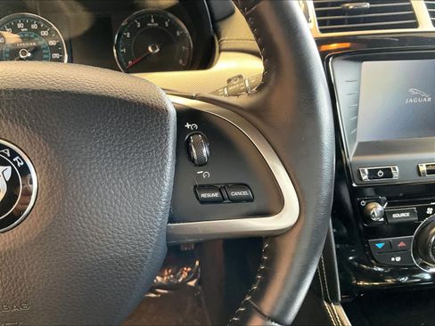 Used 2014 Jaguar XKR R RWD image 22