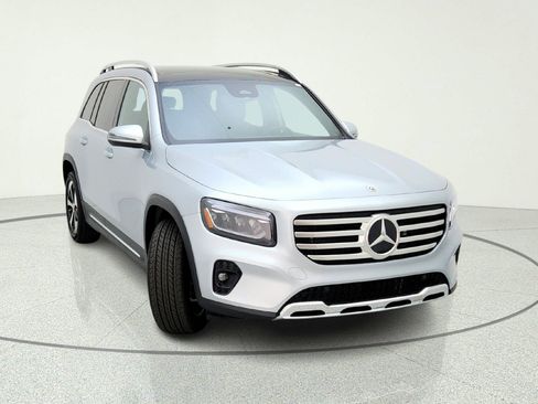 New 2026 Mercedes-Benz GLB 250 image 4