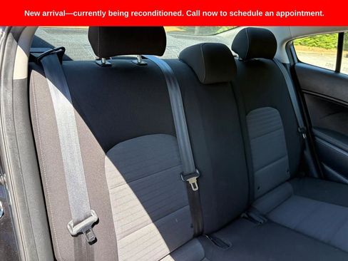 Used 2017 Kia Forte S image 20