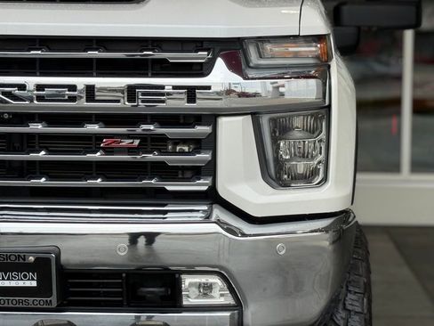 Used 2022 Chevrolet Silverado 2500 LTZ w/ LTZ Premium Package image 5