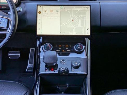 Certified 2023 Land Rover Range Rover Sport SE Dynamic image 12