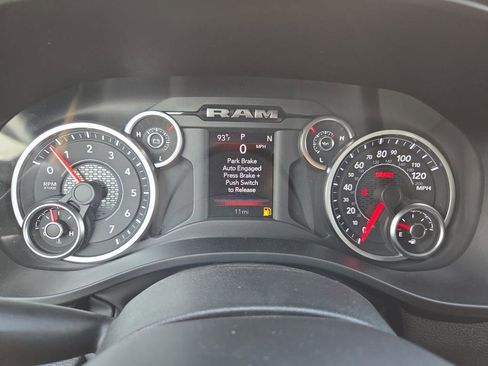New 2026 RAM 1500 Express AWD/4WD image 26