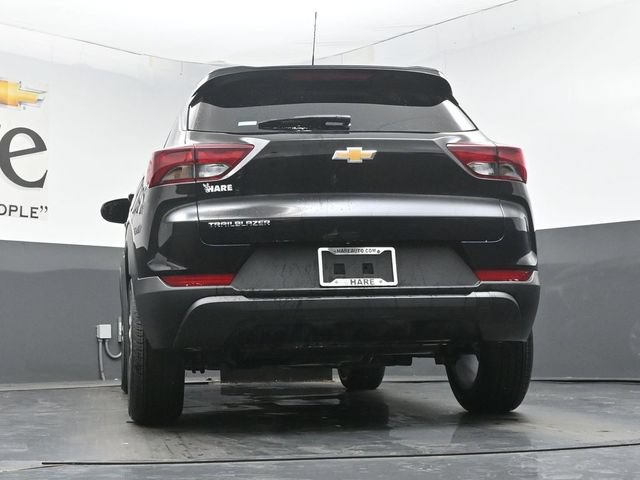 New 2026 Chevrolet TrailBlazer LS w/ LS Convenience Package FWD image 32