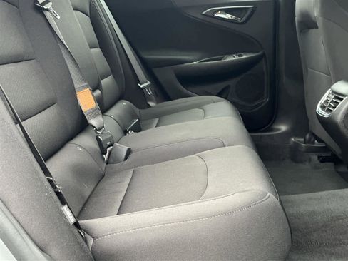 Used 2023 Chevrolet Malibu LT image 16