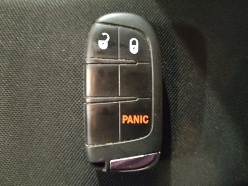 Used 2020 Jeep Renegade Sport image 32