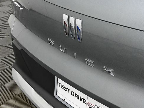 New 2026 Buick Envista Preferred w/ Convenience II Package image 33