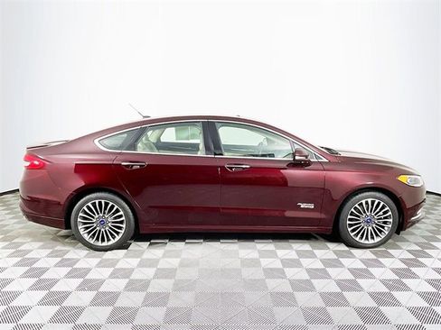 Used 2017 Ford Fusion Energi Titanium image 9