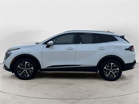 Used 2023 Kia Sportage EX image 2
