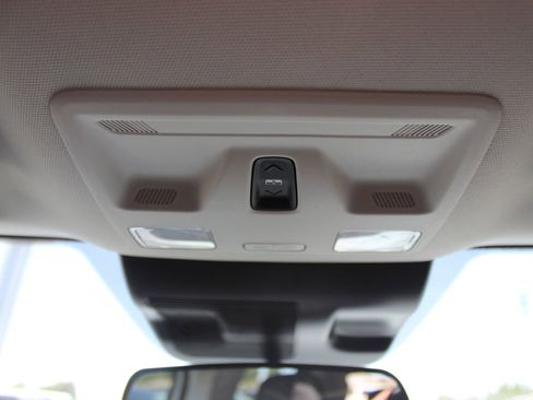 Used 2025 Ford Maverick Tremor AWD/4WD image 46
