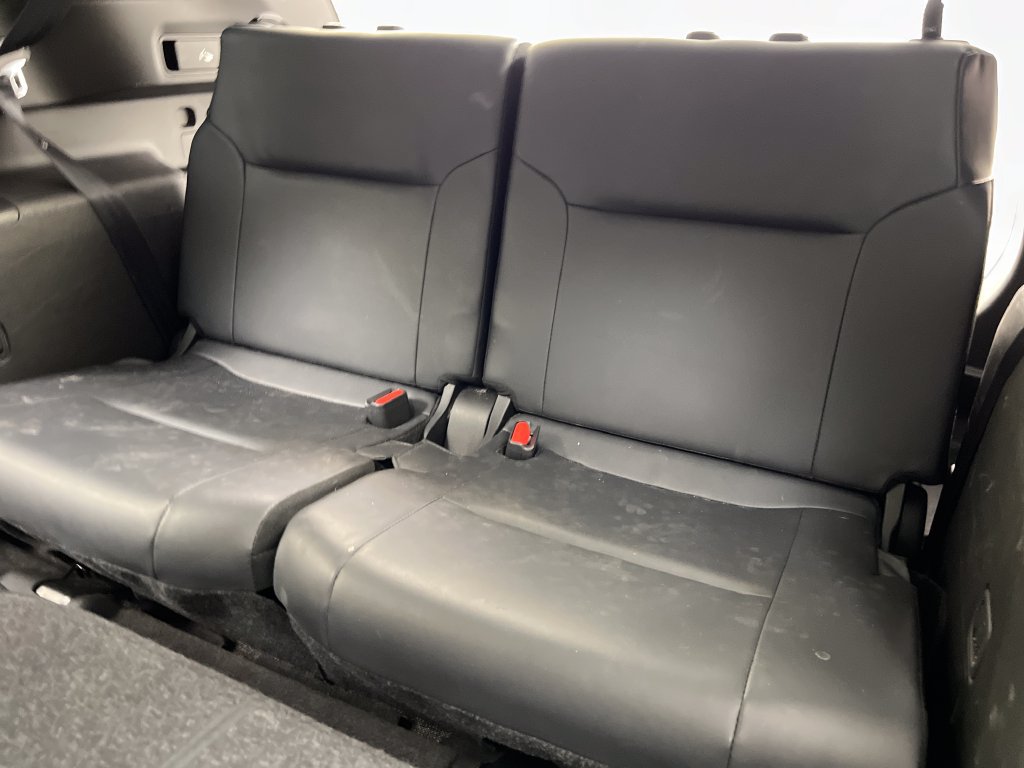 Used 2025 Mitsubishi Outlander SE FWD image 38