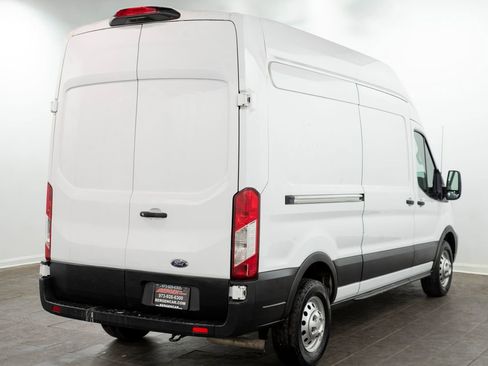 Used 2022 Ford Transit 250 148 High Roof AWD image 11