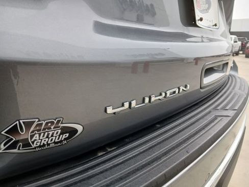 Certified 2022 GMC Yukon SLT w/ SLT Luxury Package image 37