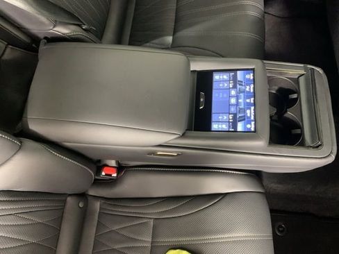 Used 2022 Lexus LS 500 AWD w/ Luxury Package image 41