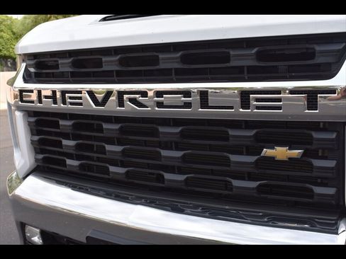 Used 2023 Chevrolet Silverado 2500 LT w/ Convenience Package image 43