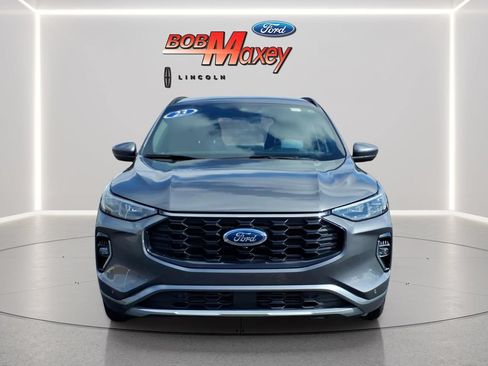 Used 2023 Ford Escape ST-Line Elite w/ Premium Technology Package AWD/4WD image 2