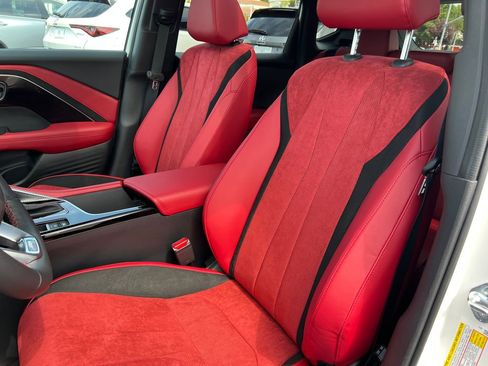 Certified 2025 Acura ADX A-Spec image 15