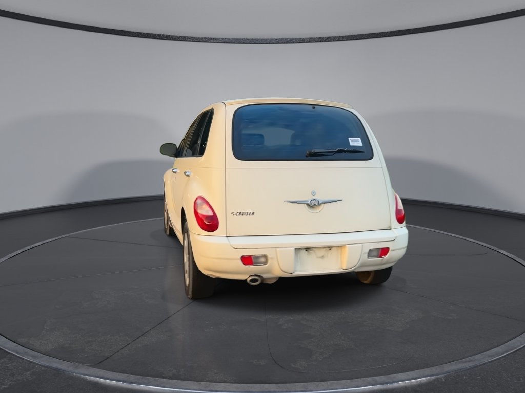Used 2008 Chrysler PT Cruiser FWD image 7