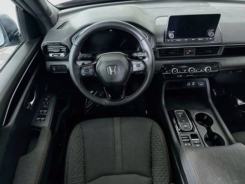Used 2023 Honda Pilot Sport image 3