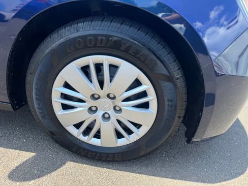 Used 2015 Honda Odyssey LX image 15