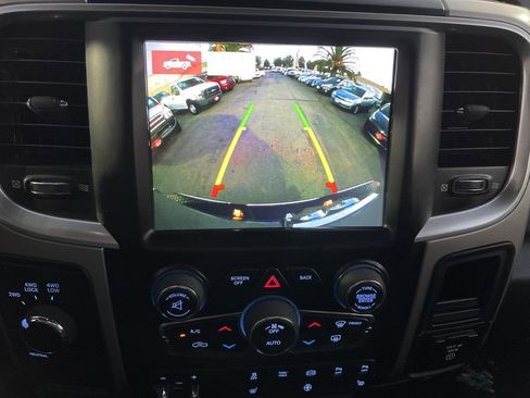 Used 2018 RAM 3500 Big Horn image 24