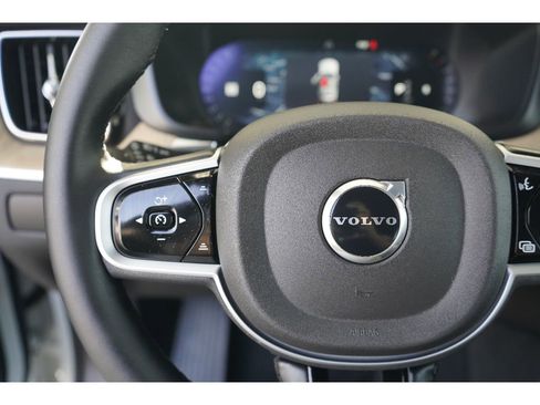 New 2026 Volvo XC60 B5 Plus w/ Climate Package PRO image 14