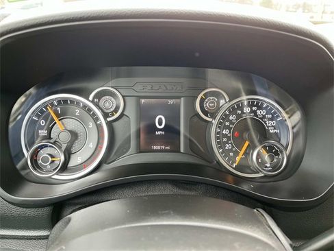 Used 2019 RAM 3500 Big Horn image 32