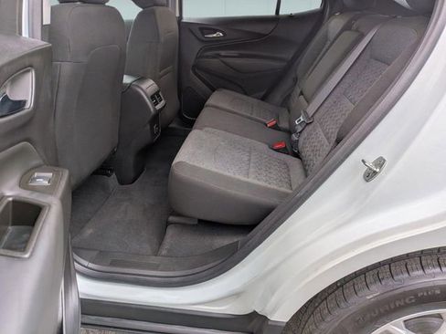 Used 2023 Chevrolet Equinox LT image 24