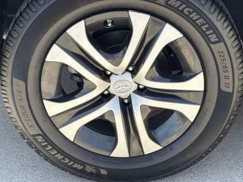 Used 2017 Toyota RAV4 LE w/ Carpet Mat Package FWD image 7