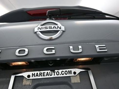 Used 2021 Nissan Rogue SL FWD image 25