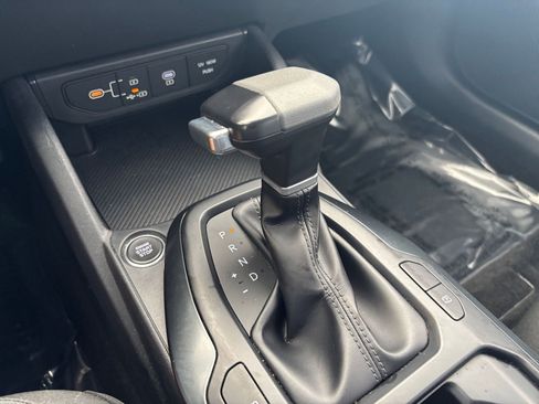 Used 2025 Kia K4 FWD image 43