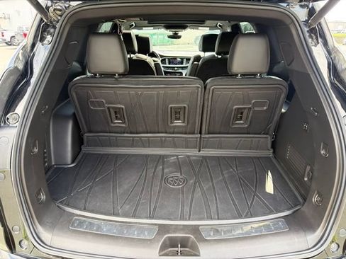 Used 2024 Buick Enclave Avenir w/ Avenir Technology Package AWD/4WD image 19