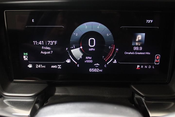 Used 2025 GMC Terrain Elevation AWD/4WD image 39