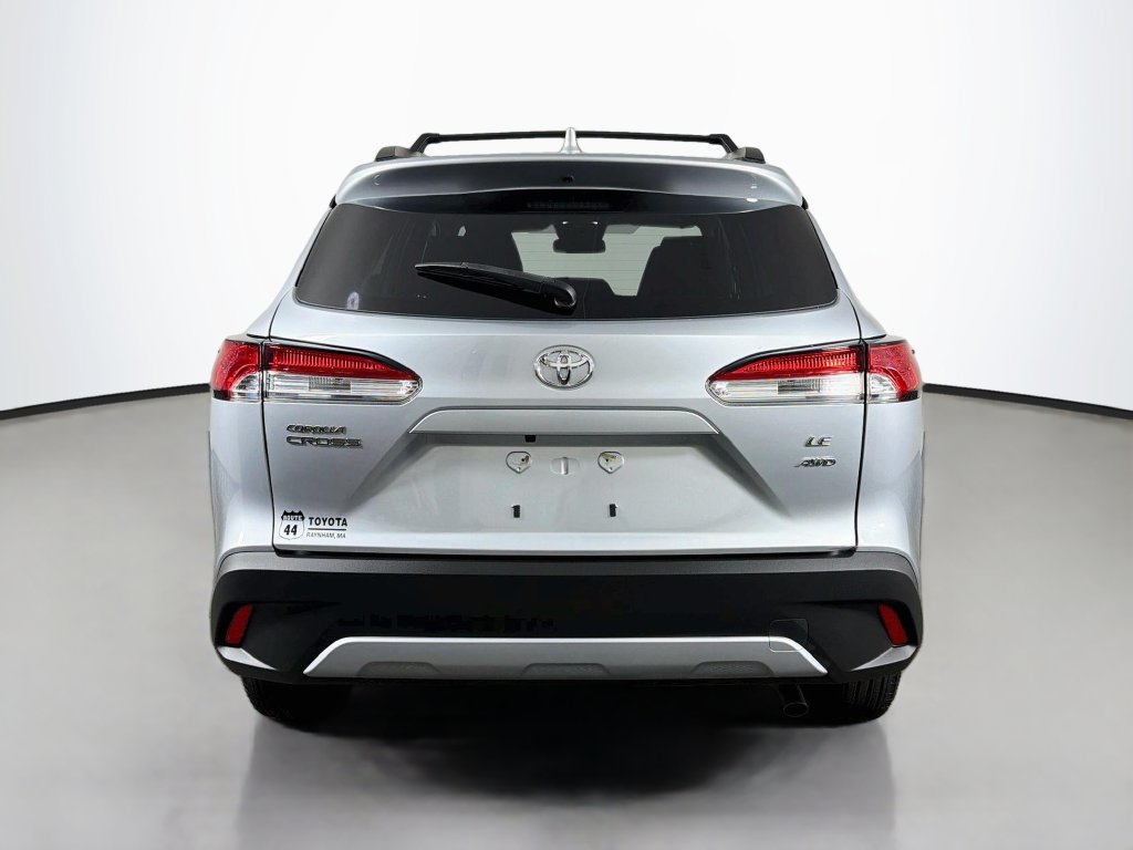 Used 2023 Toyota Corolla Cross LE w/ Moonroof Package AWD/4WD image 7