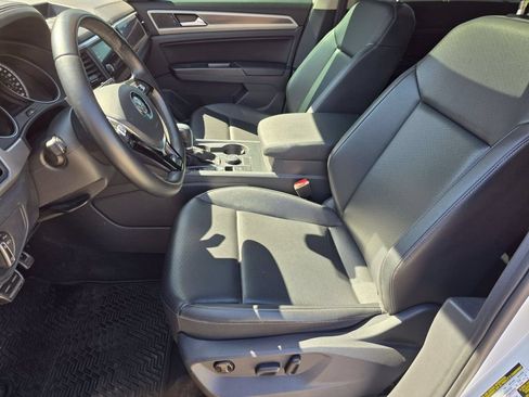 Used 2019 Volkswagen Atlas SE w/ Panoramic Sunroof Package AWD/4WD image 34