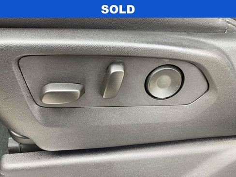 Used 2025 Chevrolet Silverado 2500 LT AWD/4WD image 17