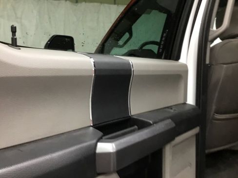 Used 2021 Ford F250 XLT w/ XLT Value Package AWD/4WD image 14